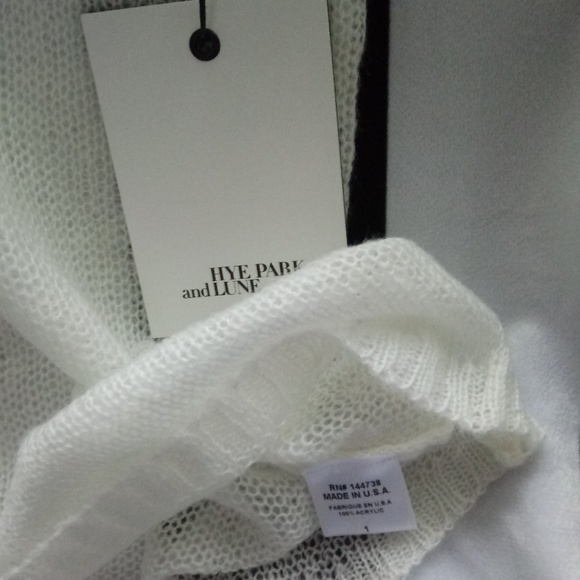 Hye Park and Lune Sweater - Picture 4 of 7